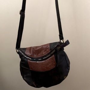 Black & Brown Sak purse